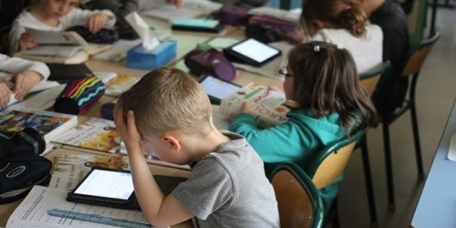 Les Français plébiscitent toujours le numérique à l’école